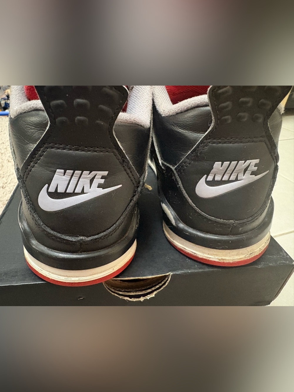 Jordan 4 Retro - Picture 3 of 6